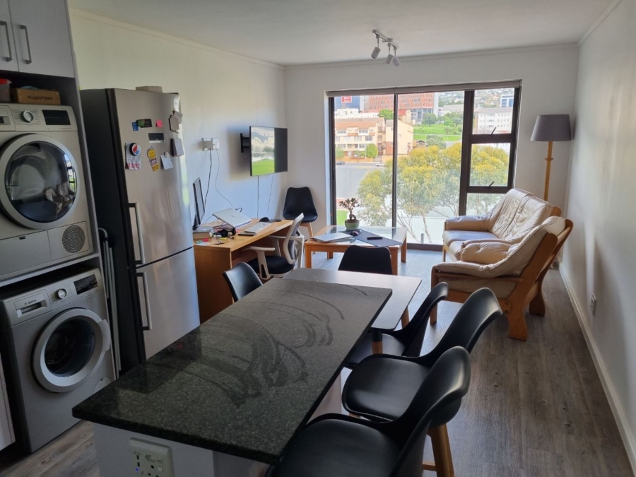 To Let 2 Bedroom Property for Rent in Zonnebloem Western Cape